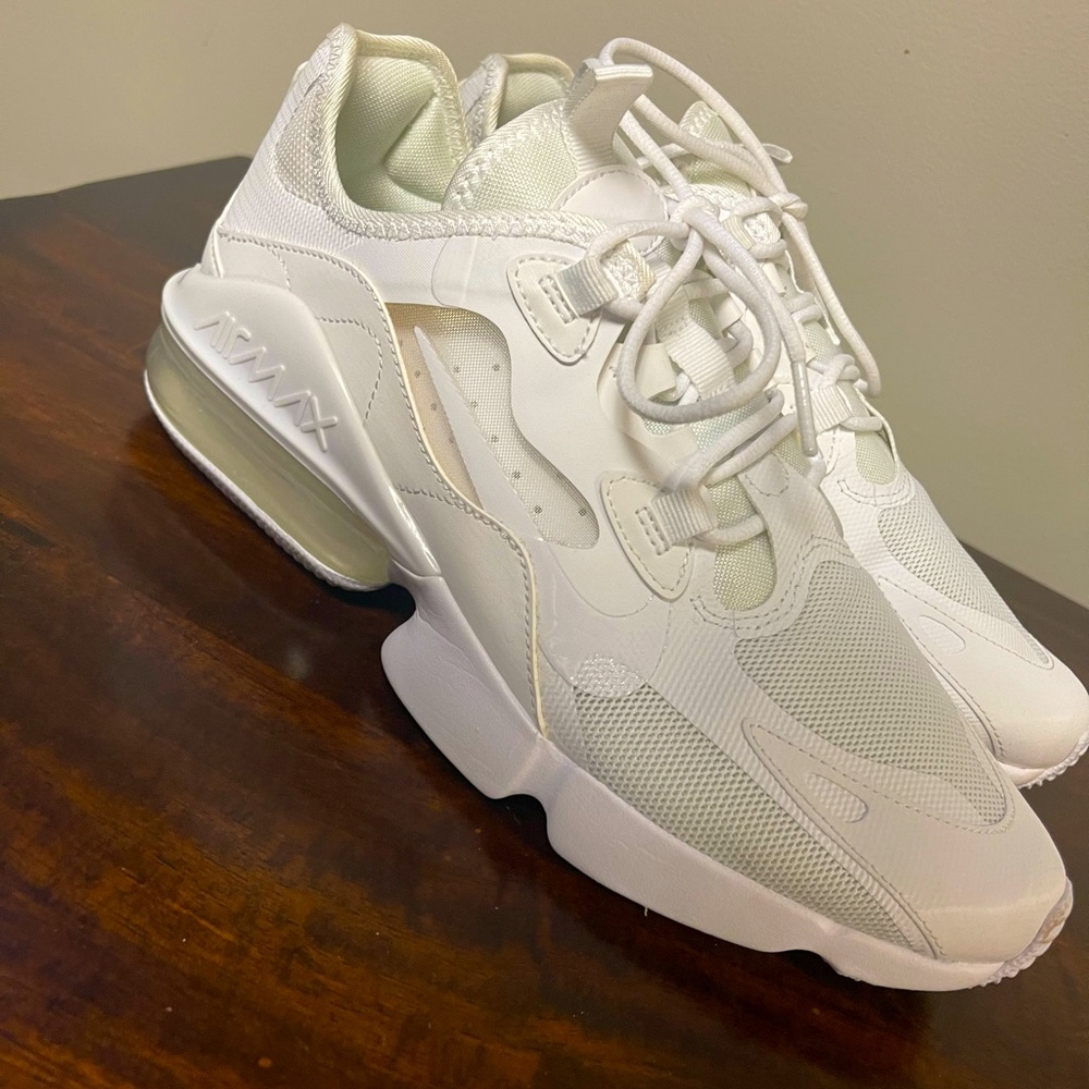 Nike Air Max Infinity 2. Gently worn.
